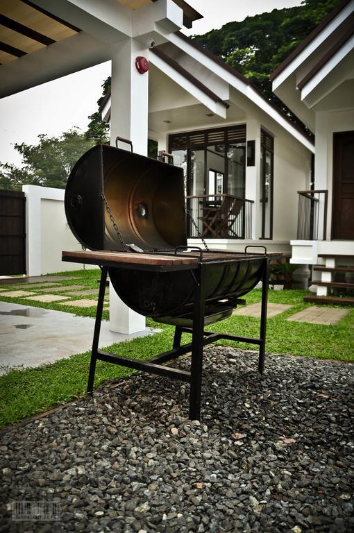 คลีออน วิลลา เพนชัน Bed & Breakfast Puerto Princesa ภายนอก รูปภาพ